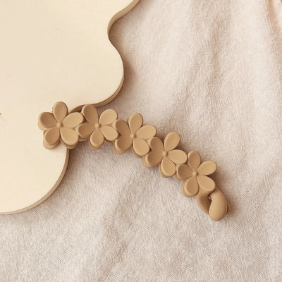Women's Simple Style Flower Plastic Resin Spray Paint Hair Clip