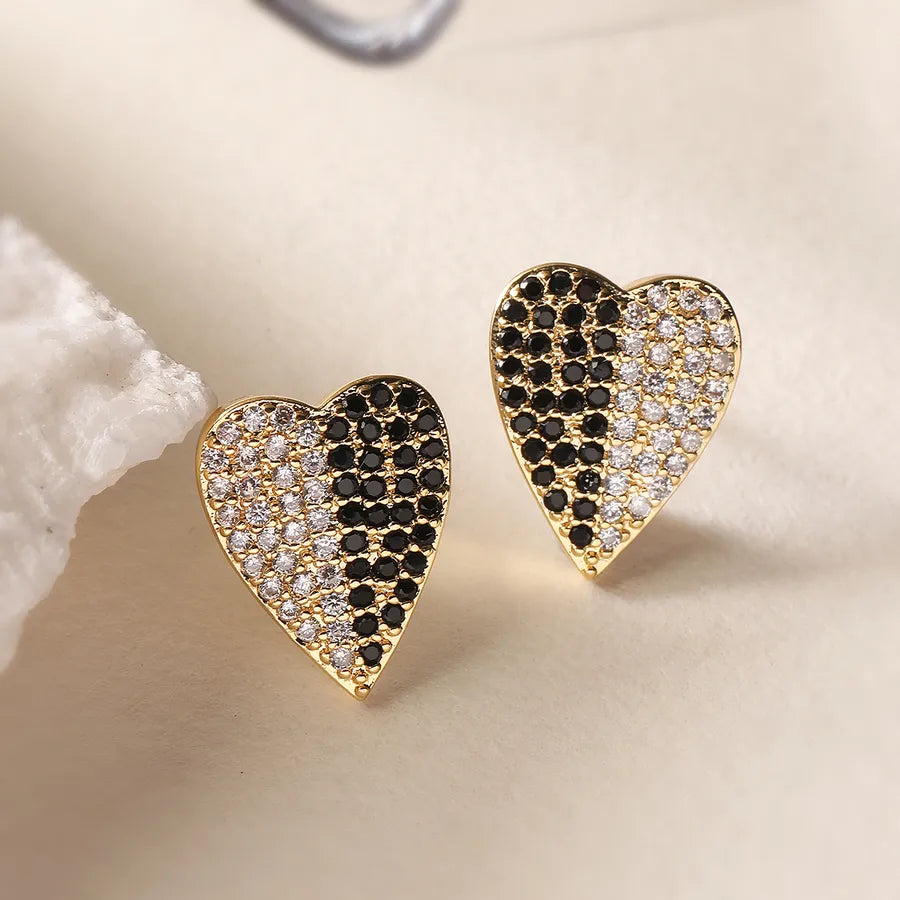 1 Pair Retro Simple Style Commute Heart Shape Inlay Copper Zircon Ear Studs