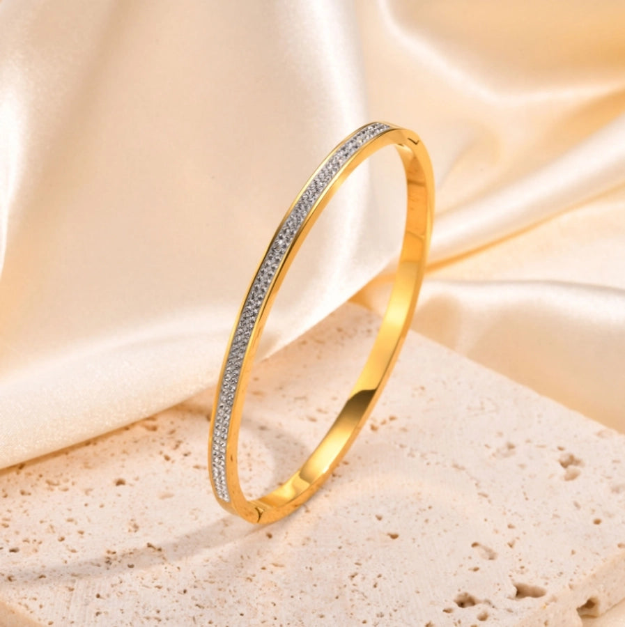 Classic Style Solid Color 304 Stainless Steel 18K Gold Plated Bangle In Bulk