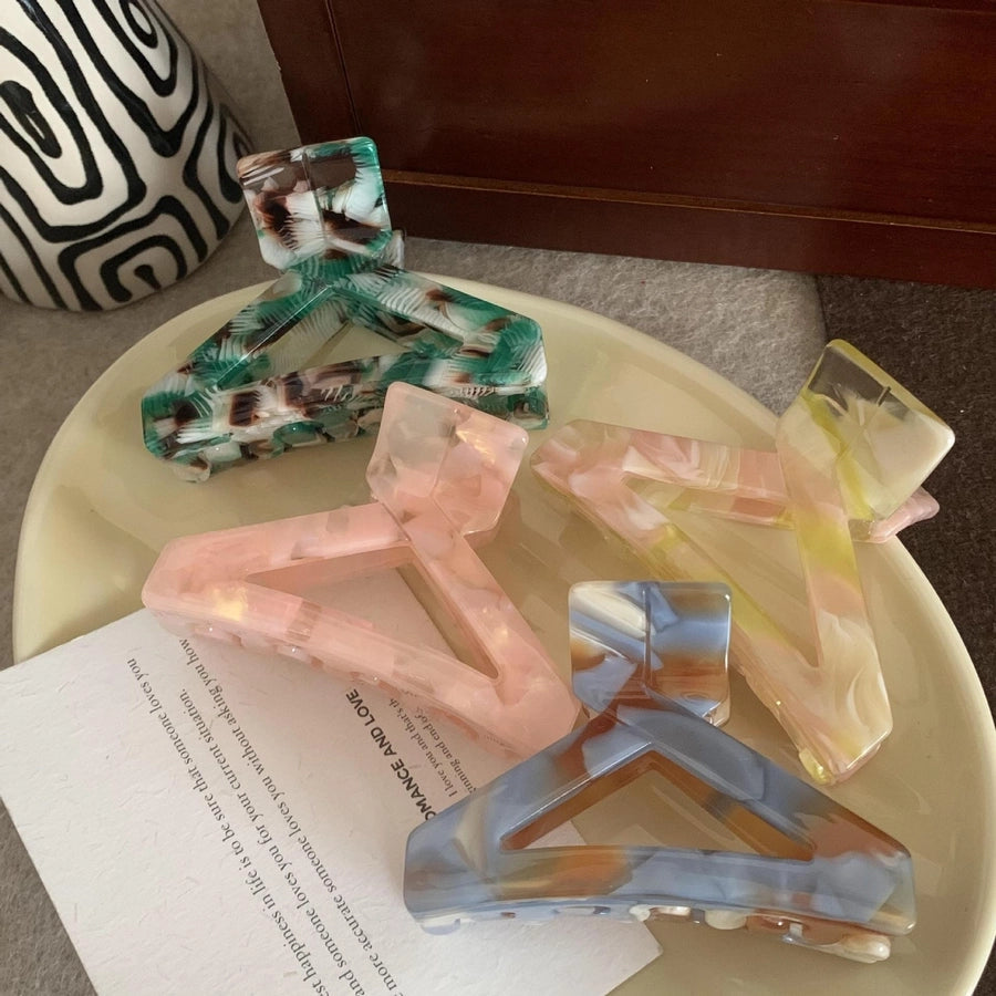 Women's Casual Simple Style Geometric Acetic acid sheets Hair Claws