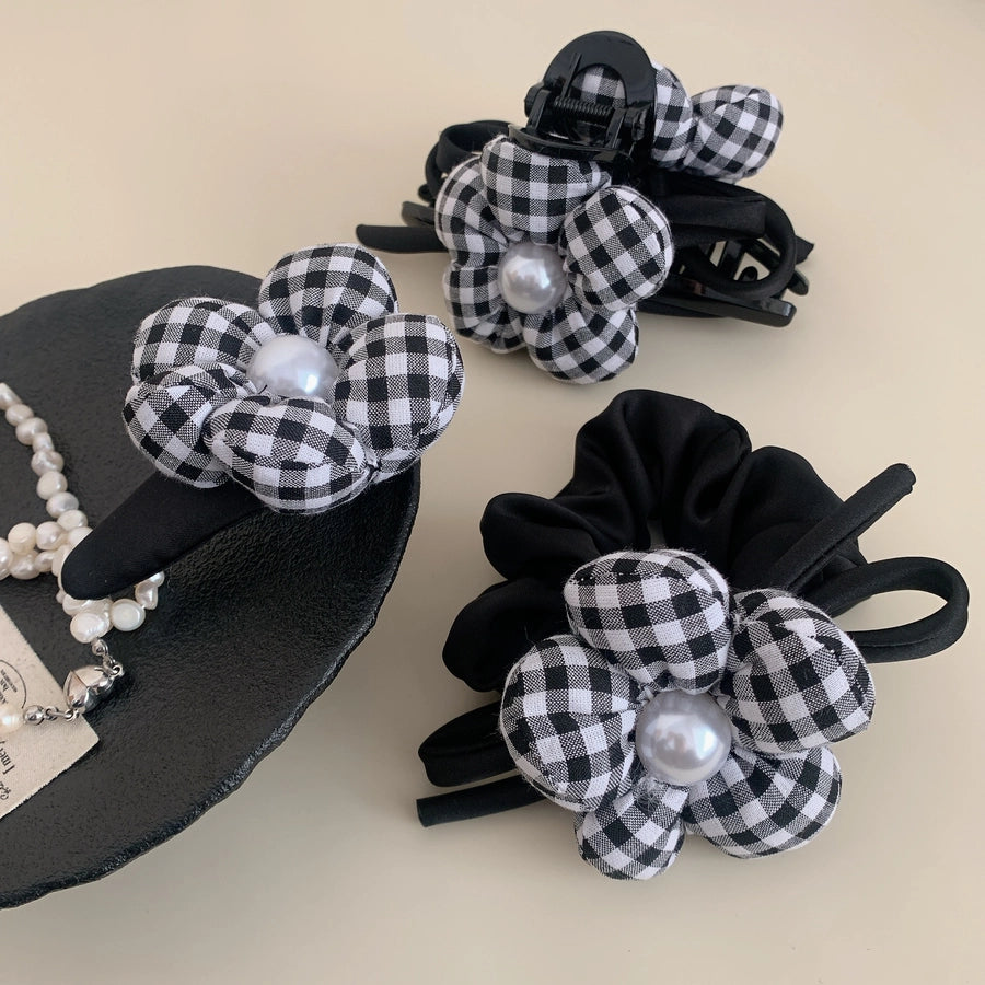 Women's Elegant Simple Style Floral Cloth Hair Clip Hair Tie Hair Claws