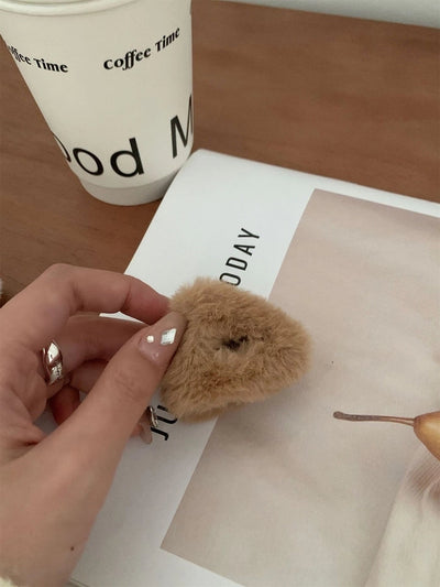 Internet celebrity Triangle Plush hairpin back head updo hair clip female grip high-grade furry shark clip head