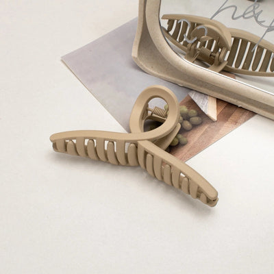 simple style solid color plastic resin spray paint hair clip 1 piece