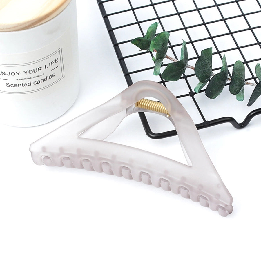 simple style triangle arylic stoving varnish hair claws 1 piece