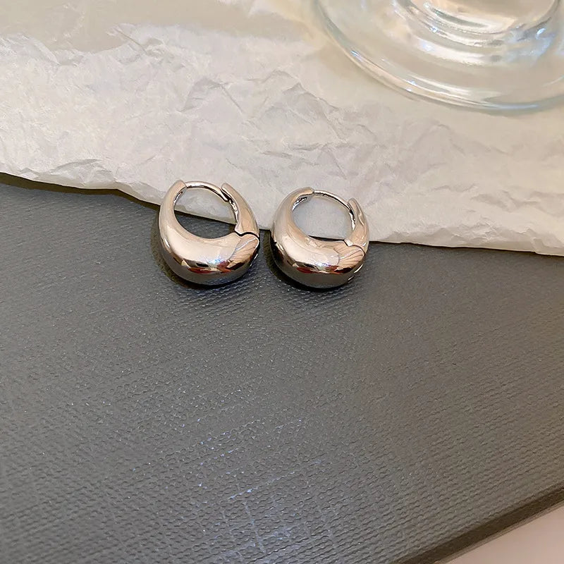 retro c shape solid color metal plating women's earrings 1 pair