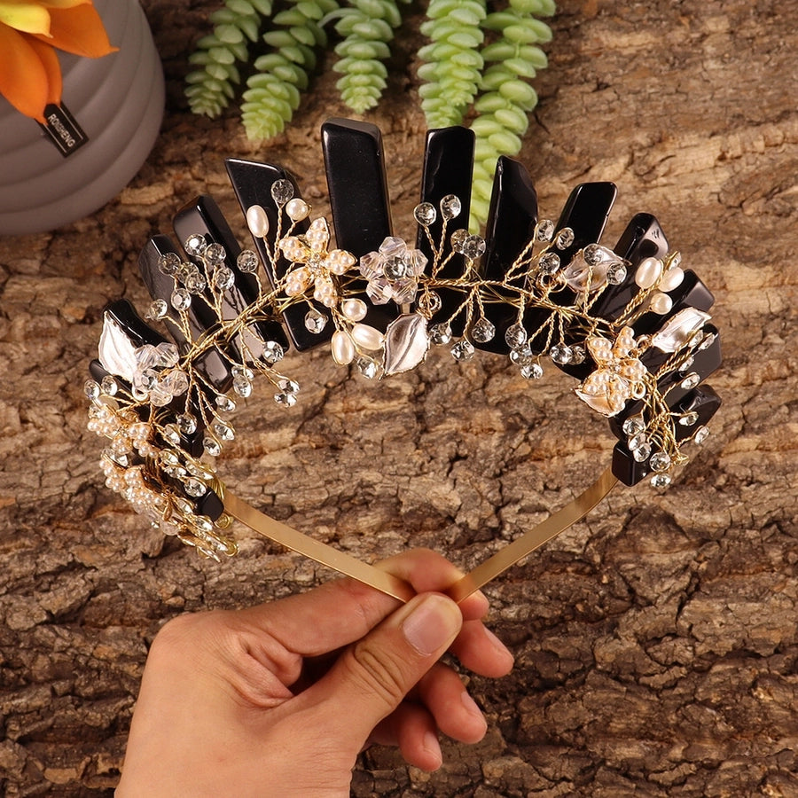 Women's Simple Style Classic Style Color Block Alloy Inlay Crystal Rhinestones Hair Band