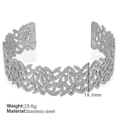 Simple Style Leaves Solid Color Flower Titanium Steel 18K Gold Plated Bangle In Bulk