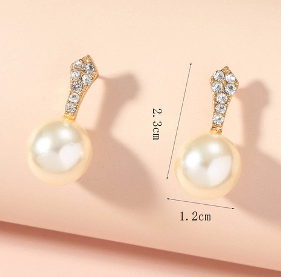 1 Pair Lady Geometric Inlay Alloy Artificial Pearls Ear Studs