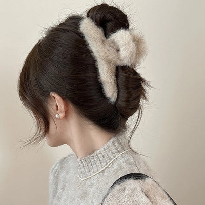 Korean Style Large Mink Fur Grip Women's New Autumn and Winter Hair Volume Shark  Former Red Hot Design Niche Barrettes
