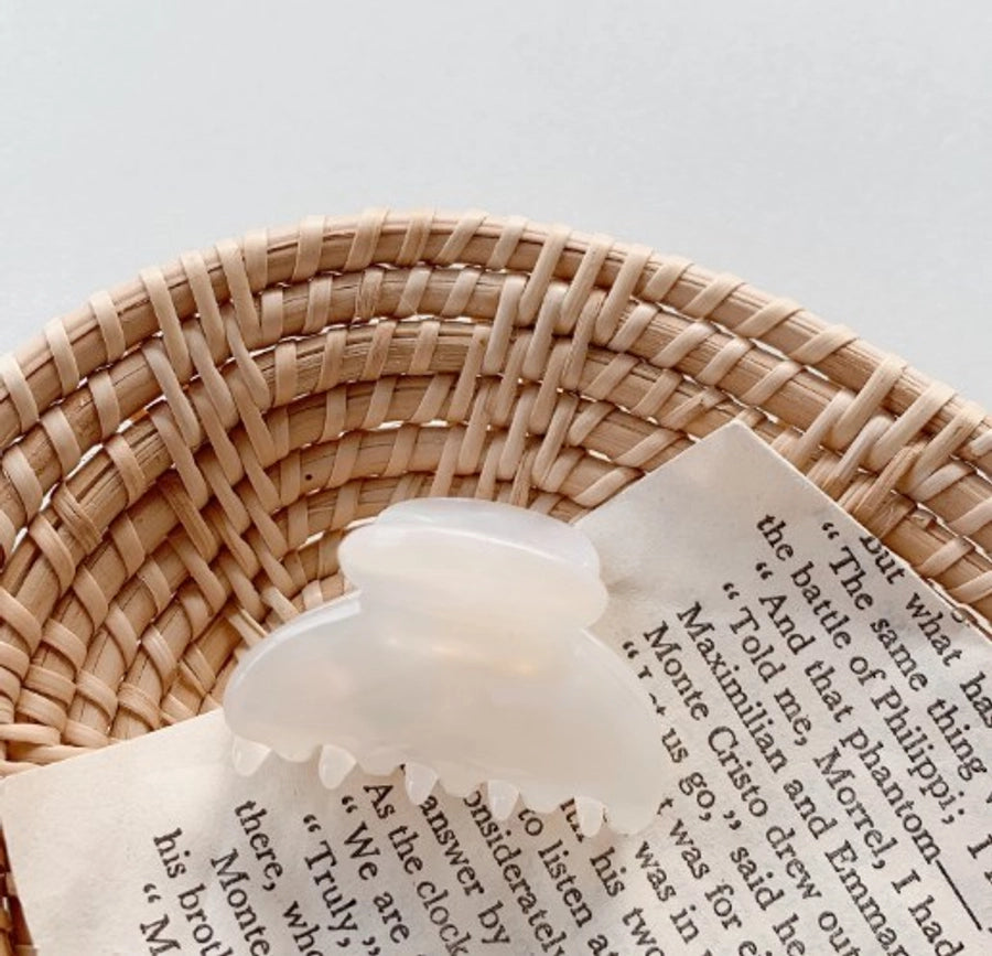 Women's Vintage Style Leopard Acetic acid sheets Hair Claws