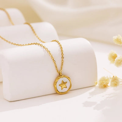 Jewelry Vintage Style French Style Pentagram Round 304 Stainless Steel Shell 18K Gold Plated Inlay Pendant Necklace