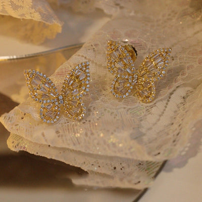 Light luxury high-grade butterfly mosquito coil ear clip without pierced women's super flash Mori style fresh earrings summer fashion