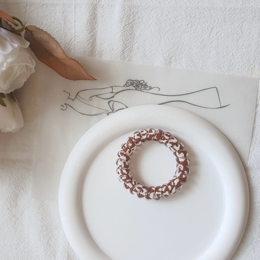 basic leopard plastic hair tie