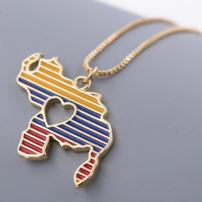 1 PCs Creative Flag Love Heart Pendant Copper Plating 18K Gold Epoxy/Inlaid Color Cubic Zirconia Necklace Punk Simple Fashion for Men Women Daily Wear