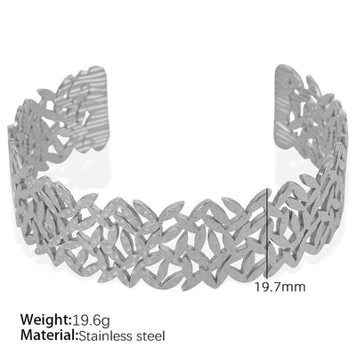 Simple Style Leaves Solid Color Flower Titanium Steel 18K Gold Plated Bangle In Bulk