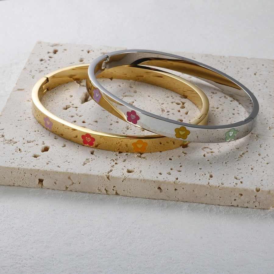 Elegant Heart Shape Flower Titanium Steel Bangle In Bulk