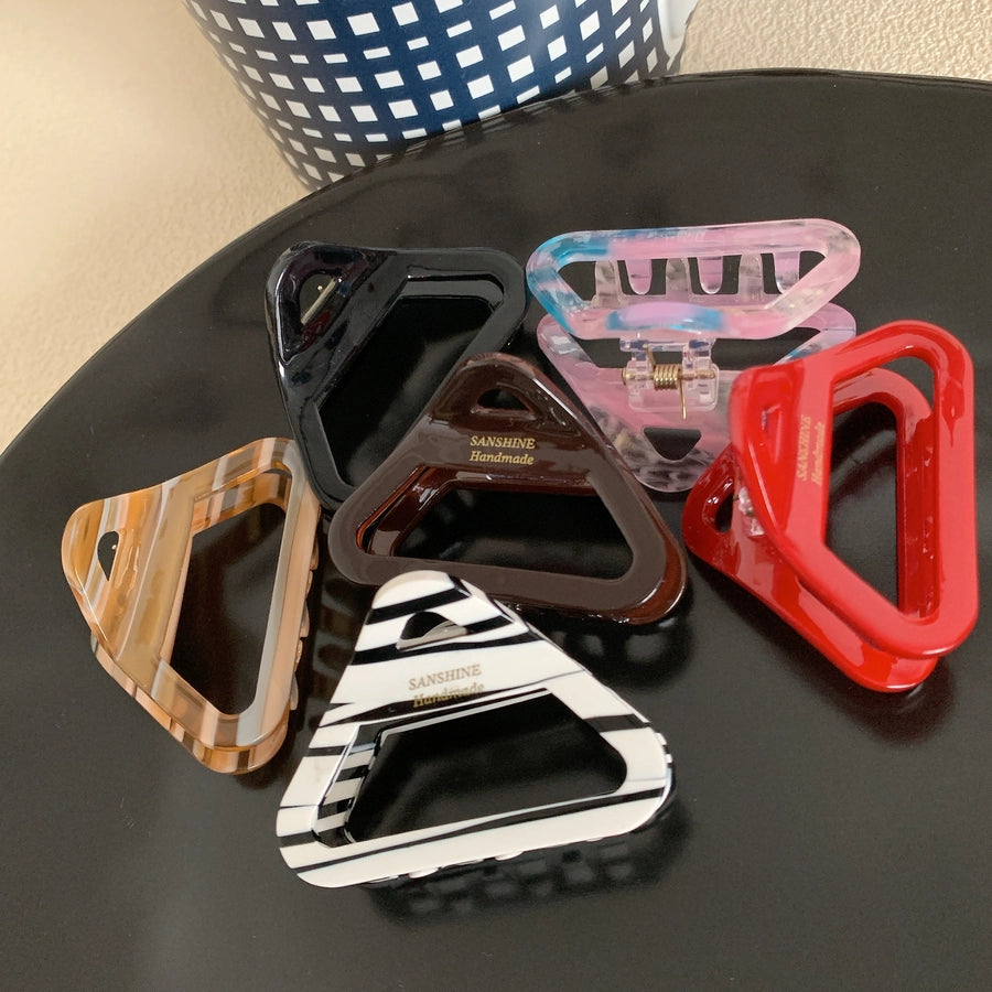 Women's Korean Style Triangle Acetic acid sheets Hair Claws