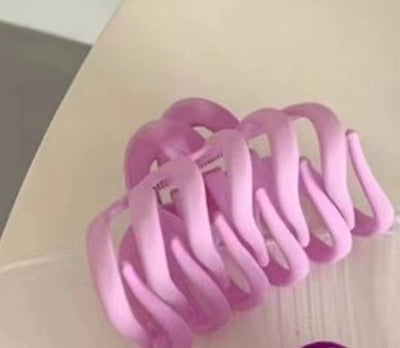 simple style solid color plastic hair claws