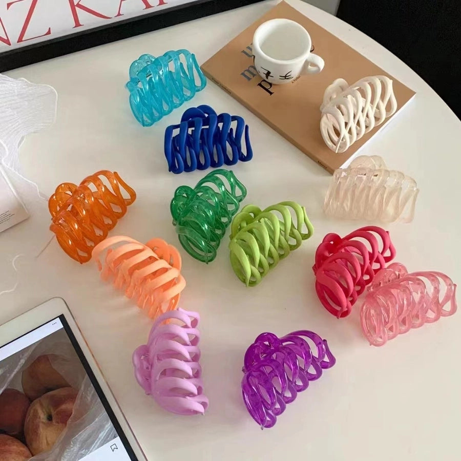 simple style solid color plastic hair claws