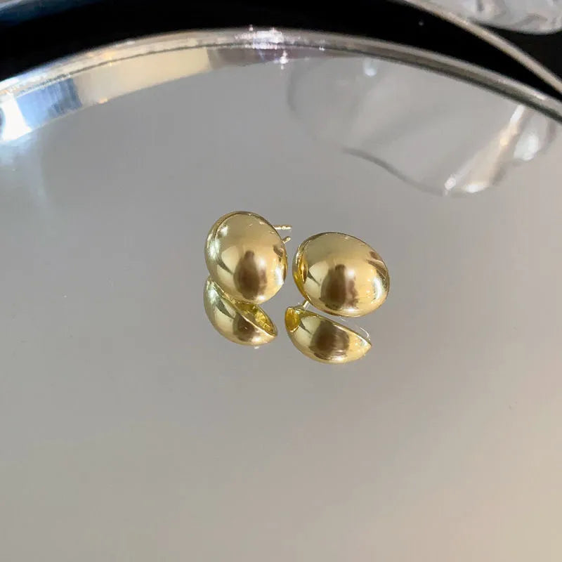 retro c shape solid color metal plating women's earrings 1 pair