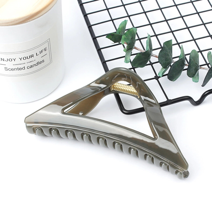 simple style triangle arylic stoving varnish hair claws 1 piece