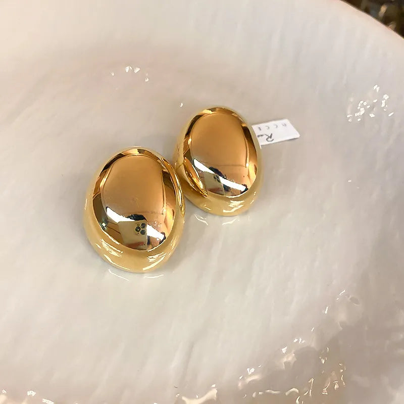 retro c shape solid color metal plating women's earrings 1 pair