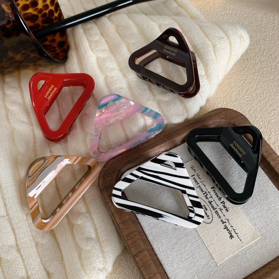 Women's Korean Style Triangle Acetic acid sheets Hair Claws