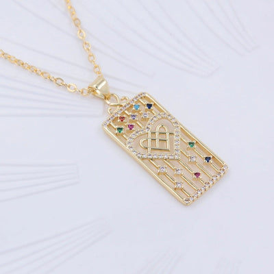 Hip-Hop Palm Heart Shape Snake Copper Inlay Zircon 18K Gold Plated Unisex Pendant Necklace