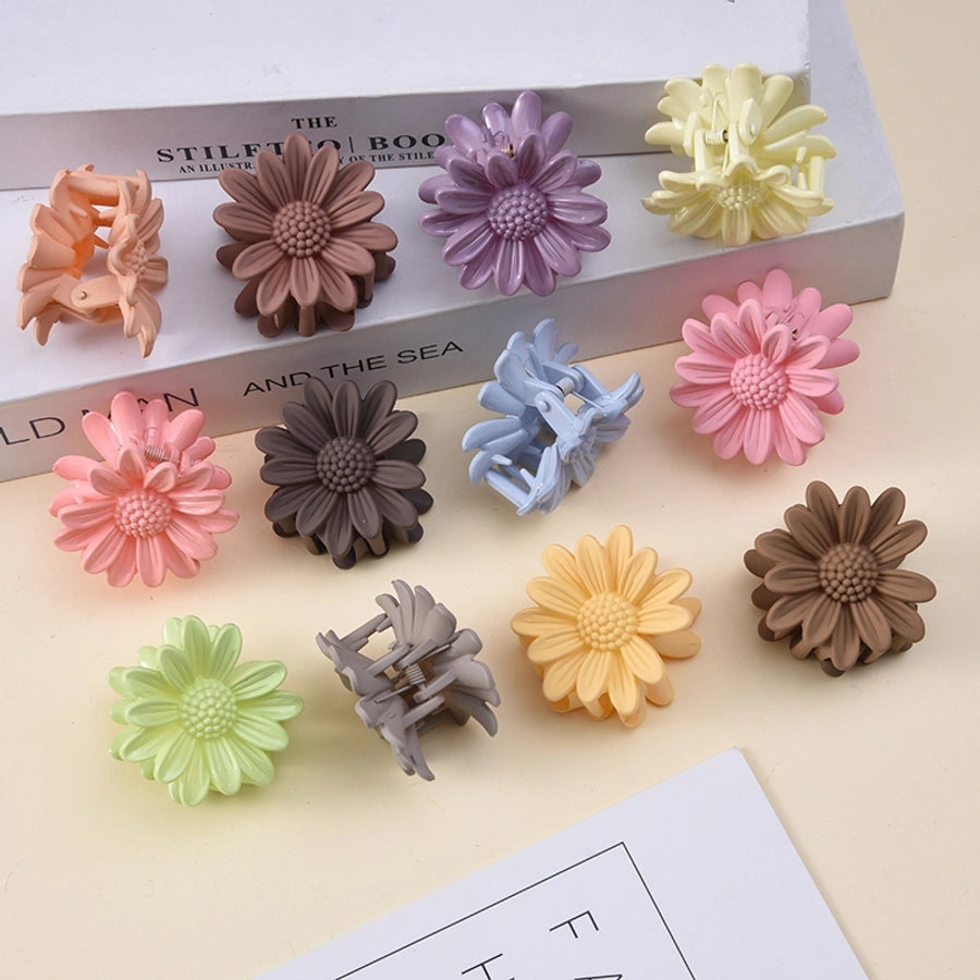 Women's Sweet Simple Style Flower Plastic Stoving Varnish Hair Claws