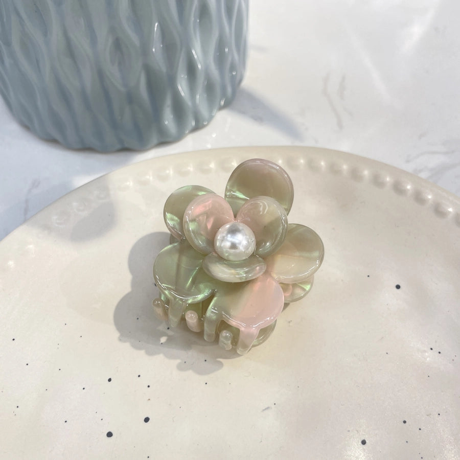 Women's Elegant Simple Style Flower Acetic acid sheets Inlay Artificial Pearls Hair Claws