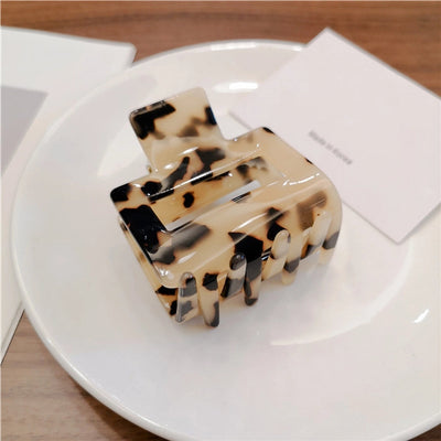Korean-style Simple Leopard Print Small and Medium-sized Acetic Acid Clip Headwear Shark Clip for Women
