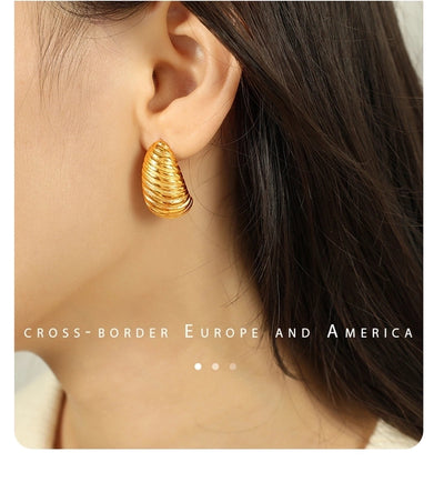 1 Pair IG Style Basic Classic Style Croissant Polishing Plating Pleated 304 Stainless Steel 18K Gold Plated Ear Studs