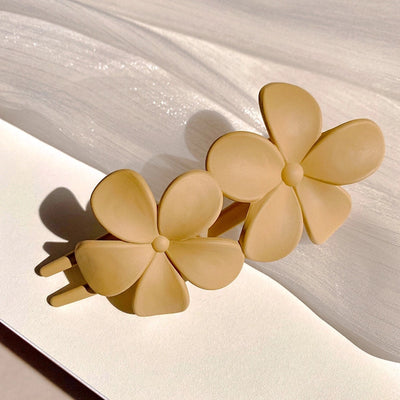 sweet flower resin handmade three-dimensional hair clip