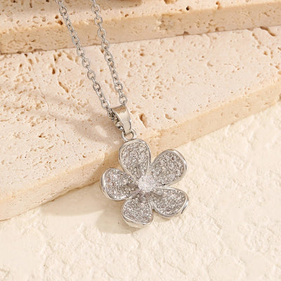 Copper Flower Artificial Diamond Pendant Necklace
