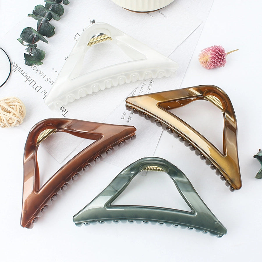 simple style triangle arylic stoving varnish hair claws 1 piece