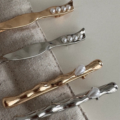 Women's Simple Style Classic Style Solid Color Alloy Inlay Pearl Hair Clip
