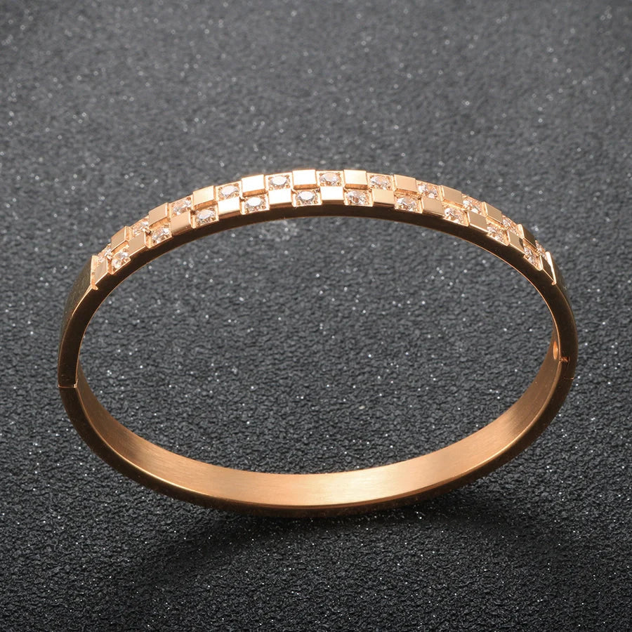 Casual Elegant Geometric 304 Stainless Steel Diamond Bangle In Bulk