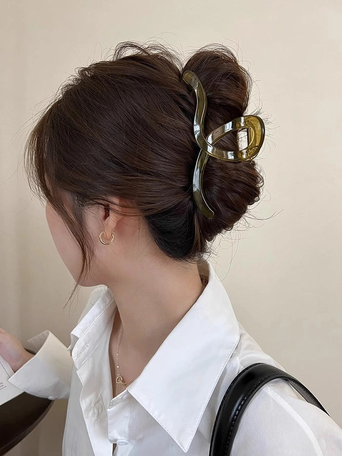 Women's Elegant Solid Color Plastic Stoving Varnish Hair Claws