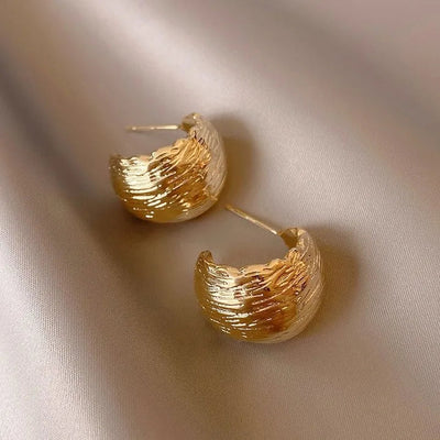 retro c shape solid color metal plating women's earrings 1 pair