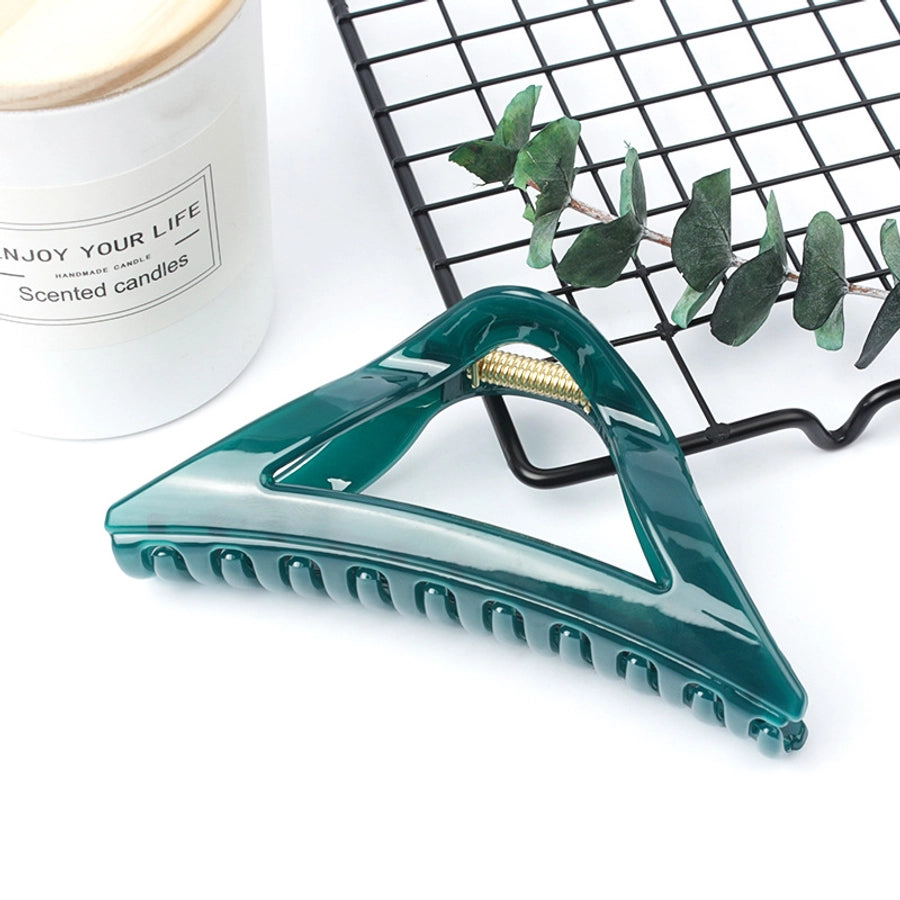 simple style triangle arylic stoving varnish hair claws 1 piece