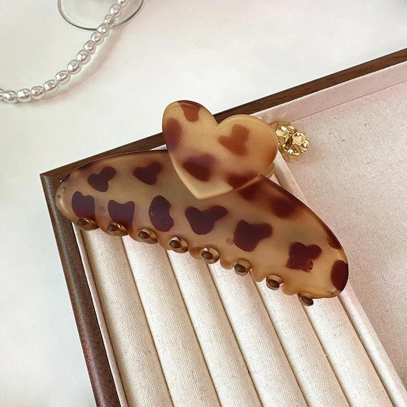 Women's Retro Flower Arylic Hair Claws