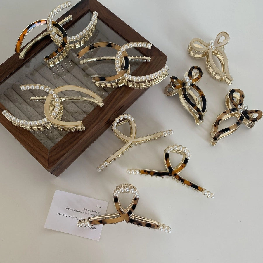 elegant geometric metal inlay artificial pearls hair claws