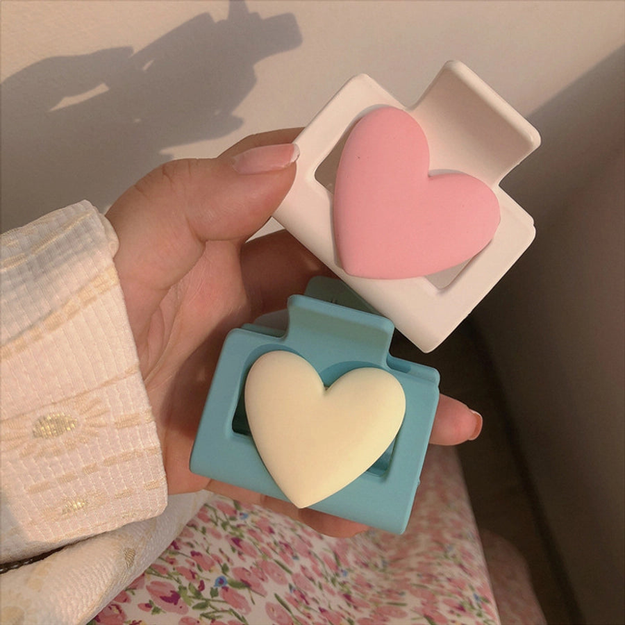 sweet heart shape resin handmade hair claws