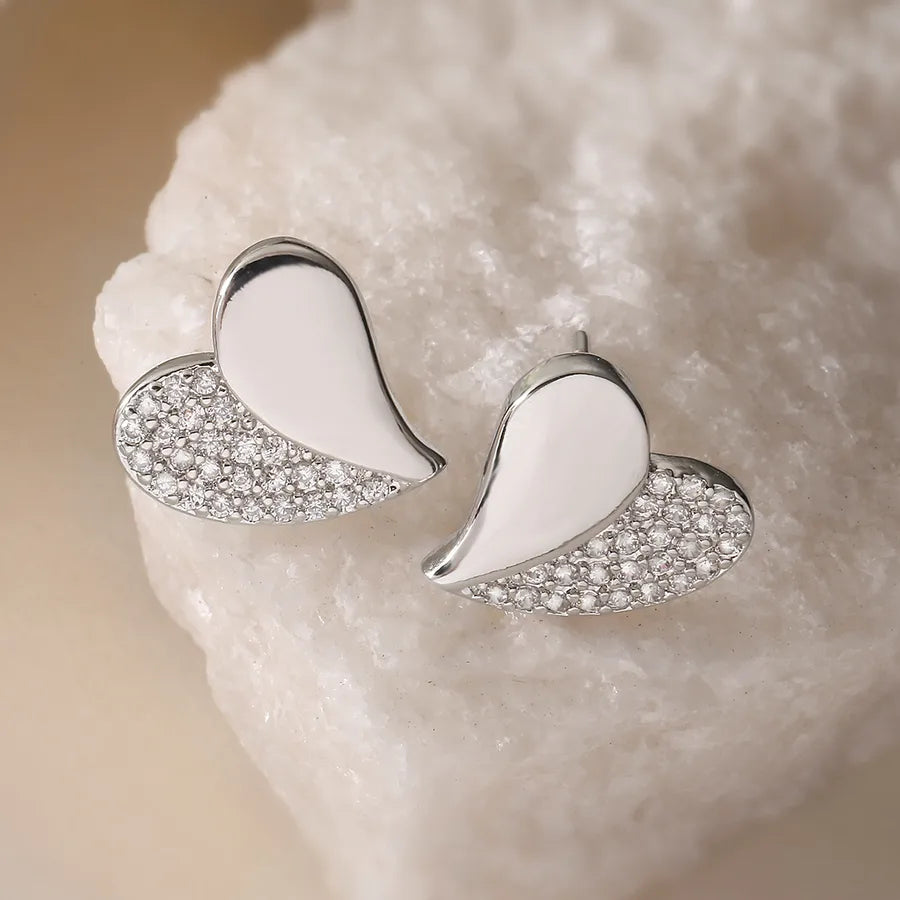 1 Pair Retro Simple Style Commute Heart Shape Plating Hollow Out Inlay Copper Zircon Ear Studs