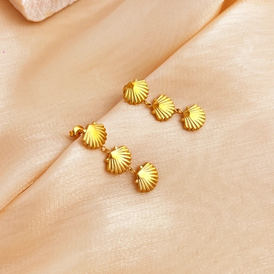 1 Pair Elegant Vacation Sector Shell Polishing 304 Stainless Steel 18K Gold Plated Drop Earrings