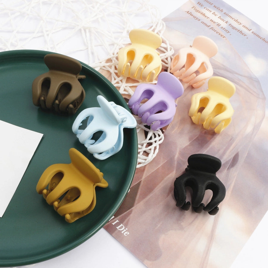 women's simple style geometric plastic stoving varnish hair claws