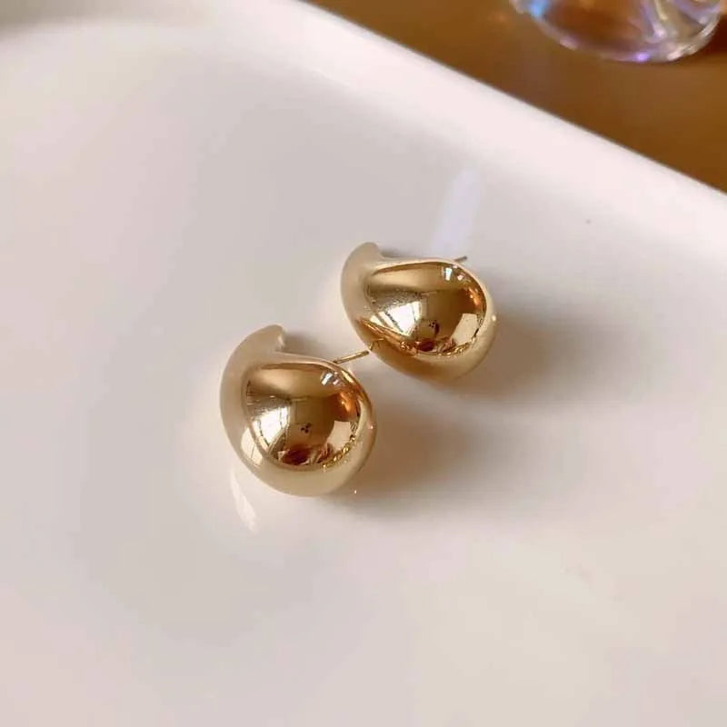 retro c shape solid color metal plating women's earrings 1 pair