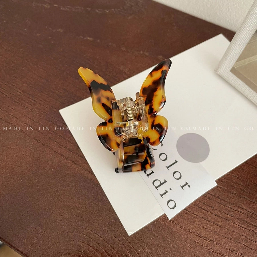 Women's Sweet Cool Style Butterfly Metal Plating Hair Claws