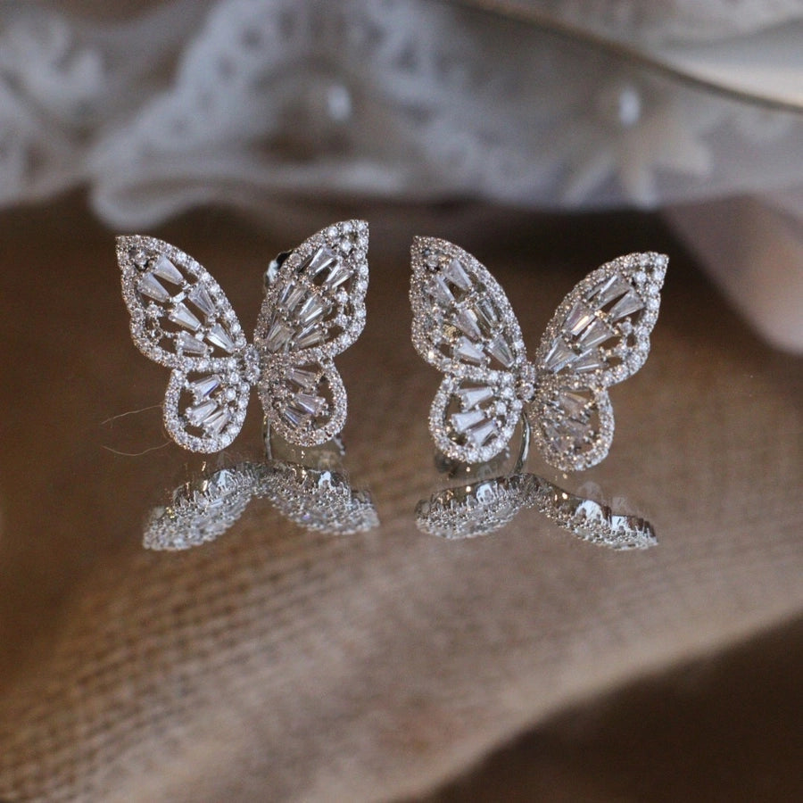 Light luxury high-grade butterfly mosquito coil ear clip without pierced women's super flash Mori style fresh earrings summer fashion