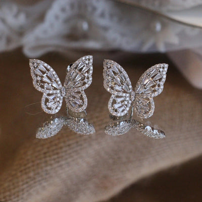 Light luxury high-grade butterfly mosquito coil ear clip without pierced women's super flash Mori style fresh earrings summer fashion